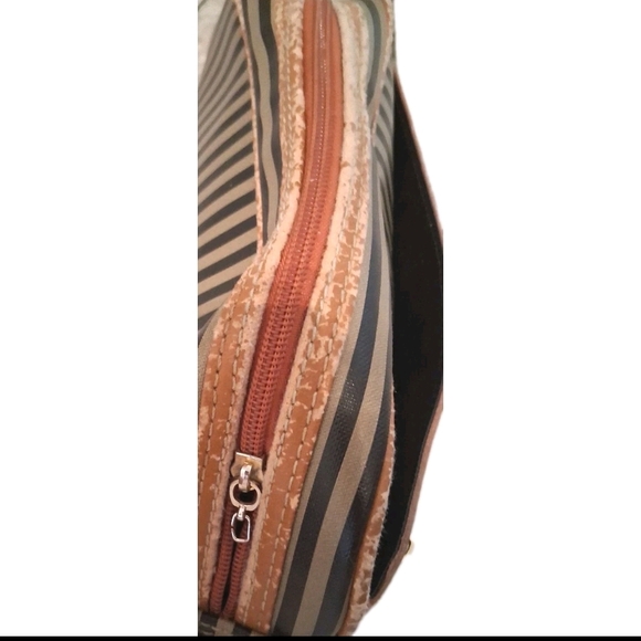 Striped Crossbody Bag with Adjustable Strap - Picture 4 of 5